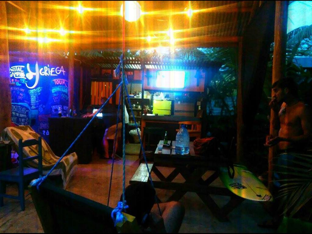 Surf Camp Hotel Bocas del Toro Exterior photo