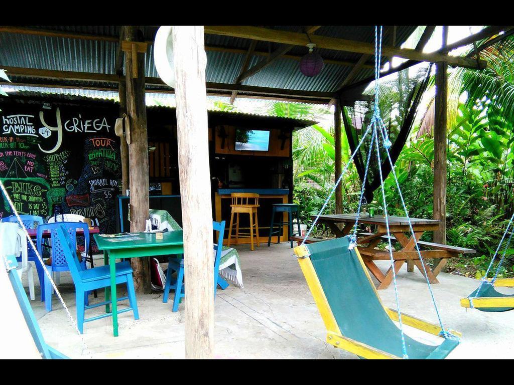 Surf Camp Hotel Bocas del Toro Exterior photo